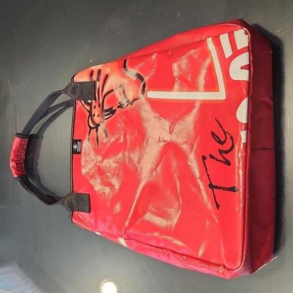 Upcycled billboard large bag or purse HO-LO red - Picture 2 of 14